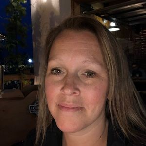 Meet your Posher, Carrie